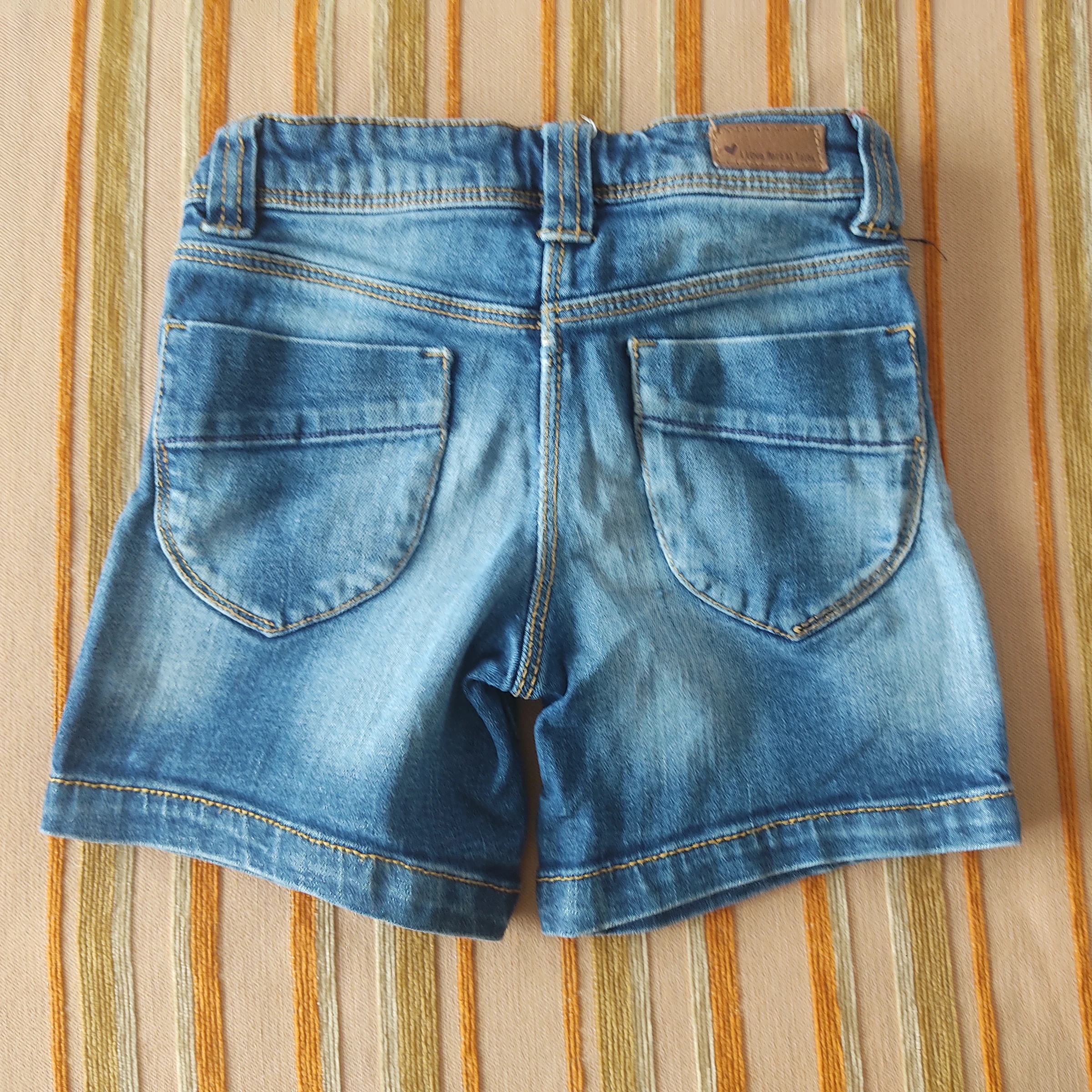 Short jeans. Size 3-4A (104 cm) – photo 2